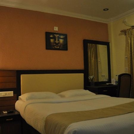 Moments Hotel Kalkuta Zewnętrze zdjęcie