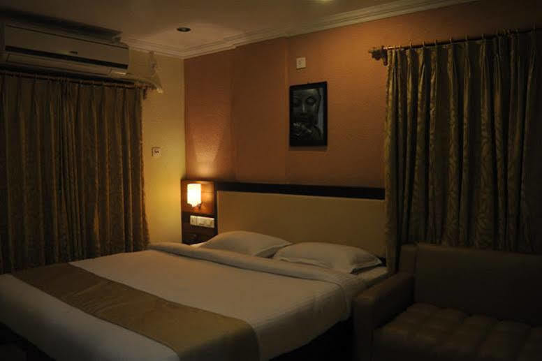 Moments Hotel Kalkuta Zewnętrze zdjęcie